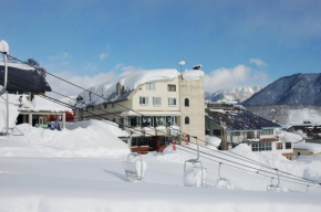 Отель Hotel New Bernina  Уезд Китаадзуми